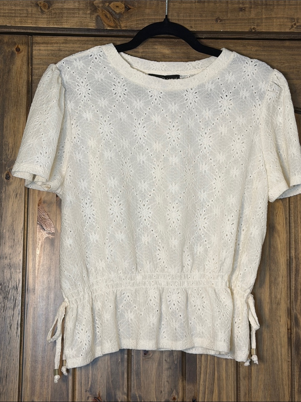 Fred David Cream Eyelet Peplum Short Sleeve Top